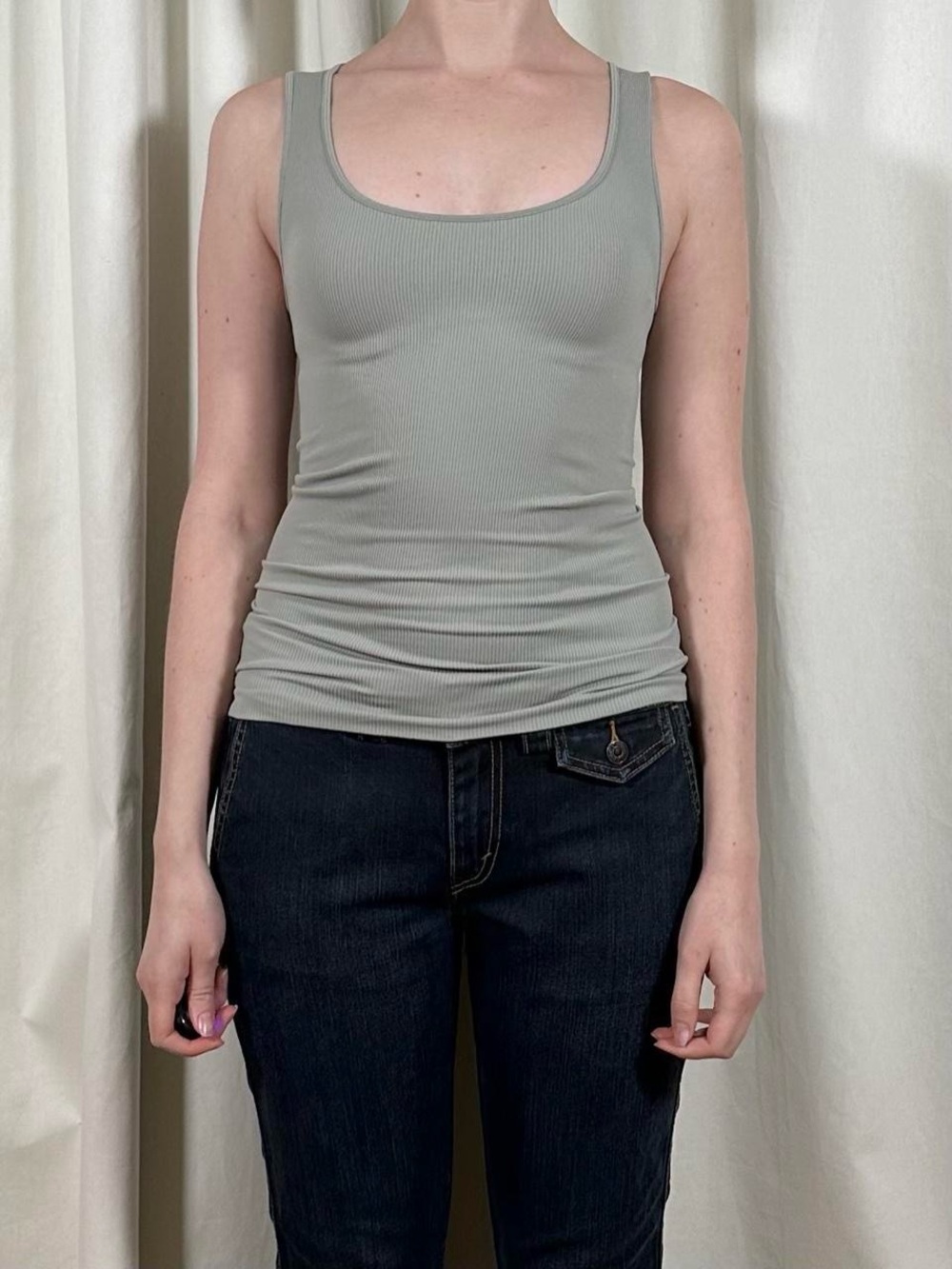 Dove Gray Ribbed Tank - Picture 2 of 7